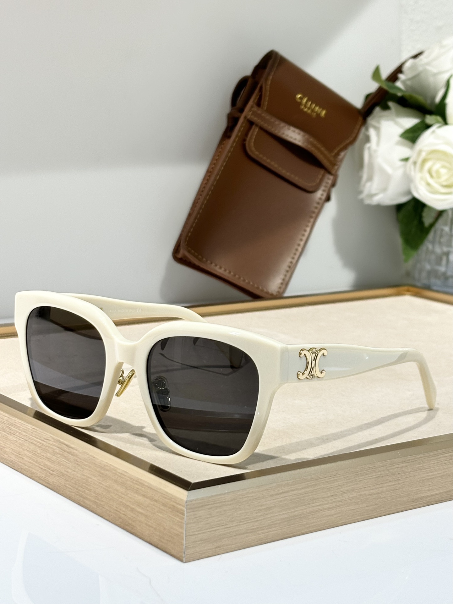 高品质Celin*Mod:CL40222F size：55-21-145💕 独家高版本每一付独立编码