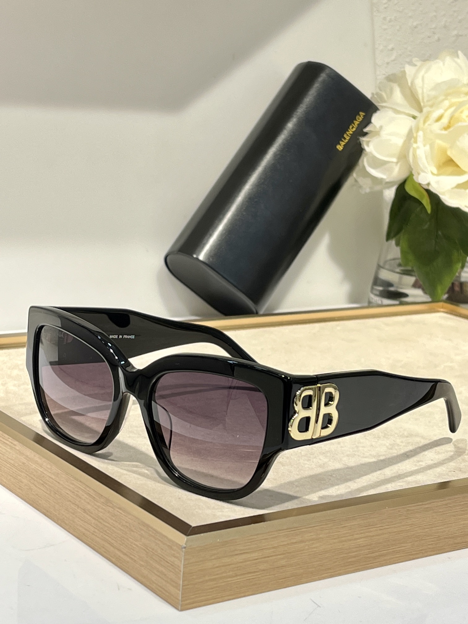  BALENCIAG*
MODEL：BB0323S
SIZE：55口19-135
