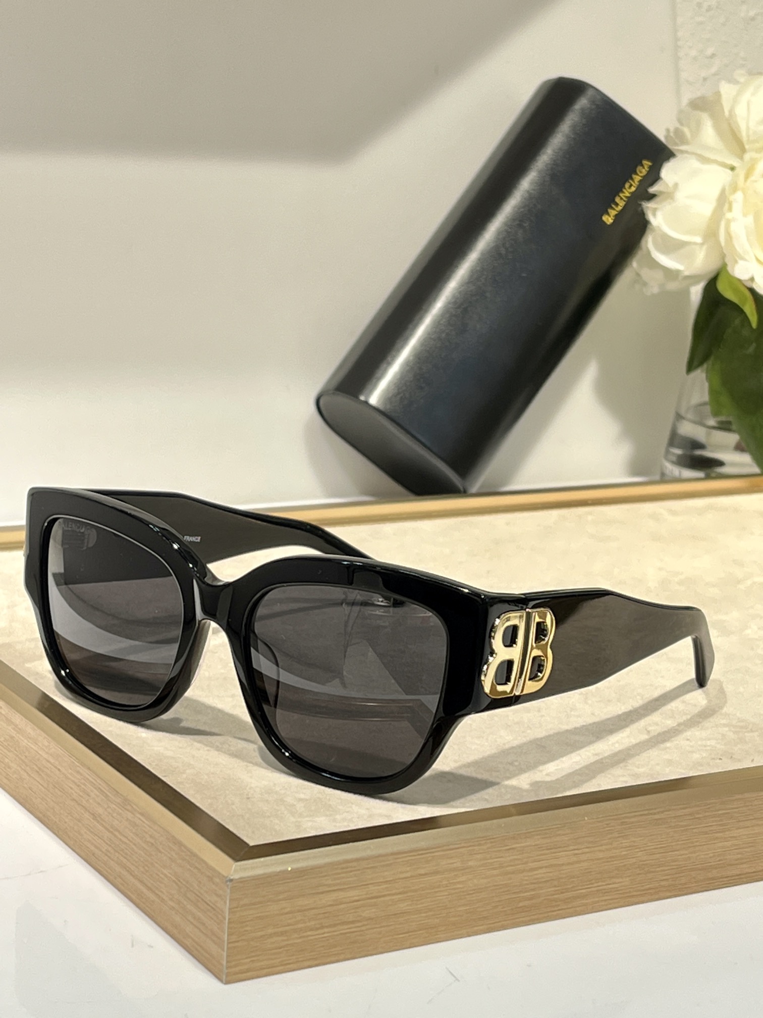  BALENCIAG*
MODEL：BB0323S
SIZE：55口19-135
