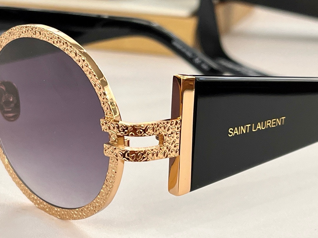  SAINT LAURENT
SLM311
Size51-24-145✔️
