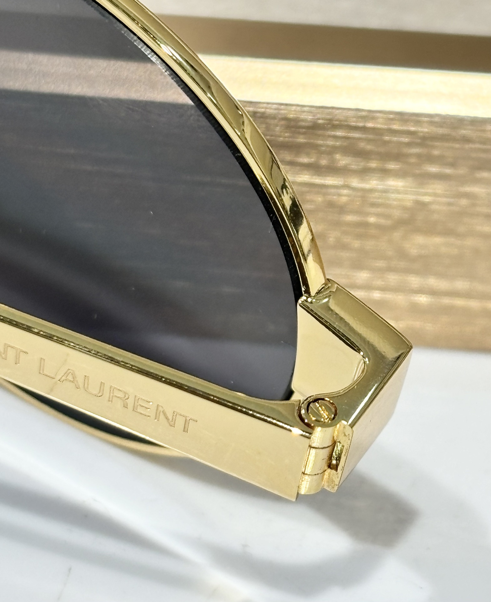 SaintLaurent24SS春夏秀场完美复刻ZP工艺细节跟足线条流畅MODELSL692SIZE55