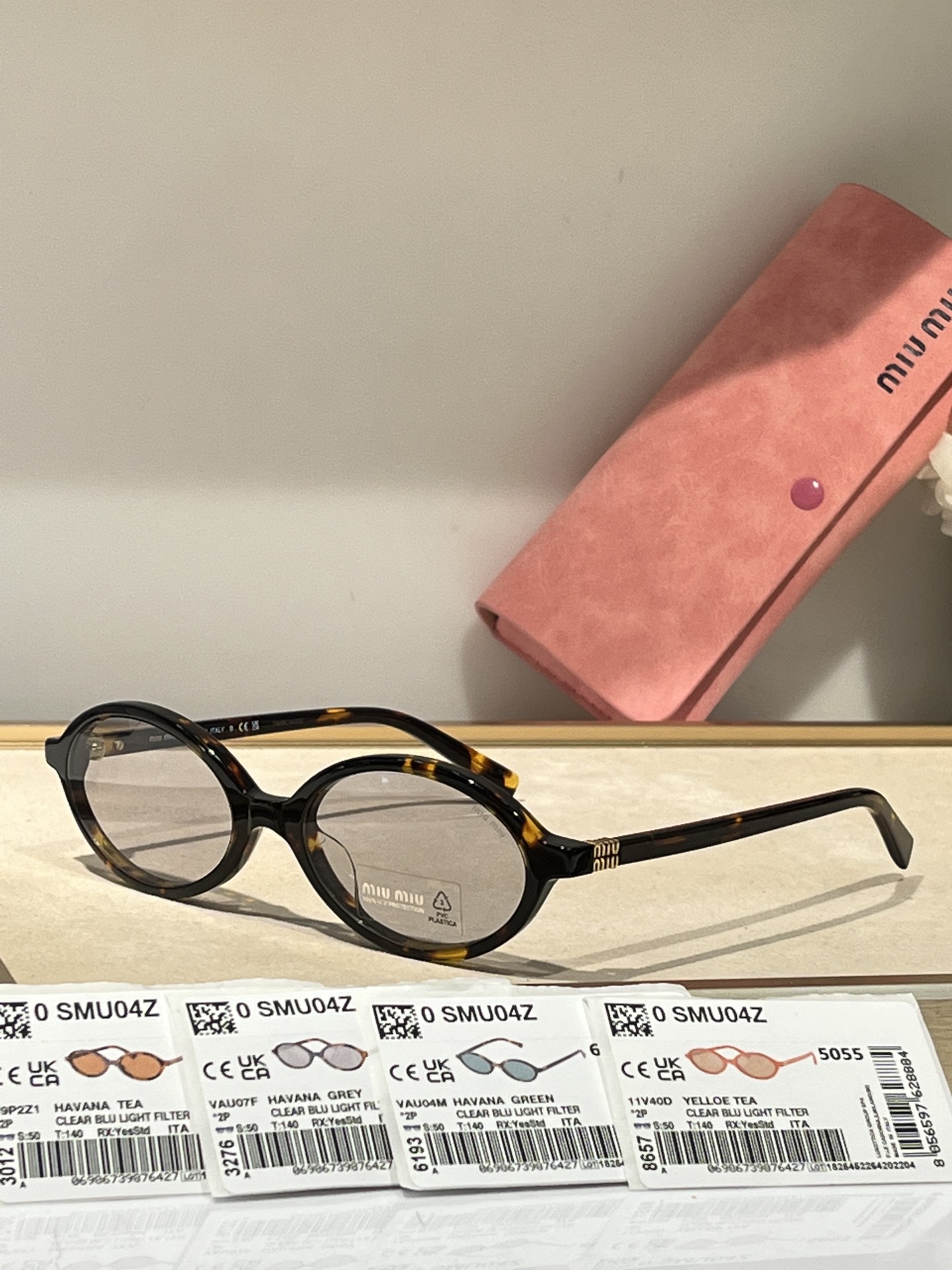  只和zP比😍
书呆子🤓
看图知晓
MiuMi*
Mod：SMU04Z
Size：50-18-140

