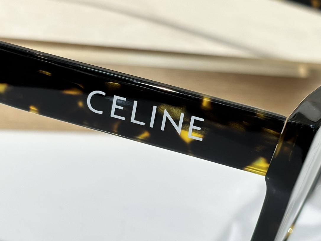 闭眼入传图就卖的热门款冲Celine*Mod:CL40198SIZE56口21-145