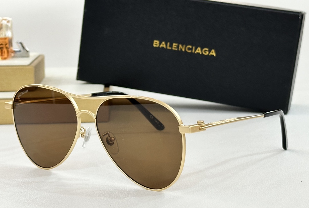 BALENCIAG*MODELBB167SSIZE:62口15-145