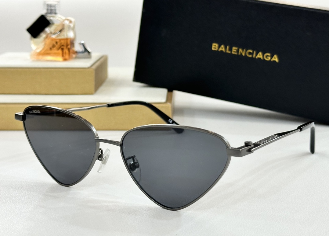 BALENCIAG*MODELBB166SSIZE:63口16-140