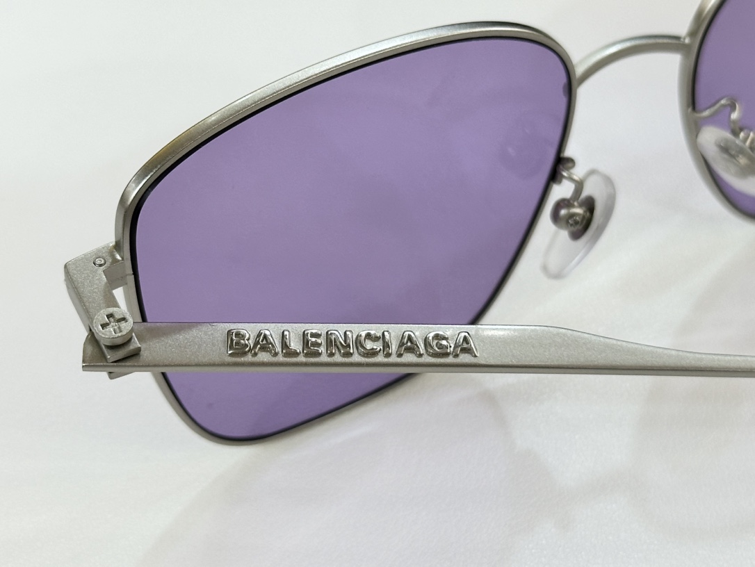 BALENCIAG*巴黎*世家MODELBB0165SASIZE:57口17-145