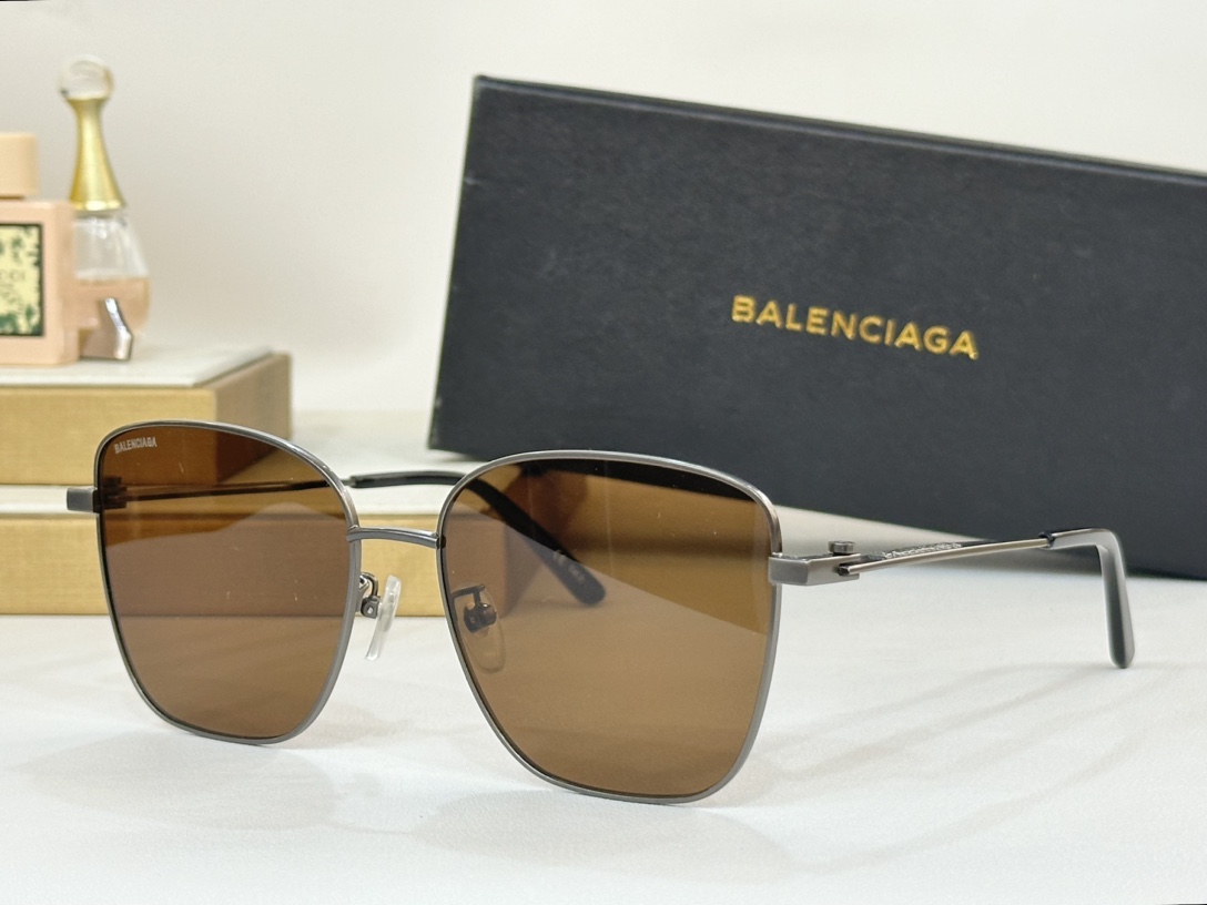 BALENCIAG*巴黎*世家MODELBB0165SASIZE:57口17-145