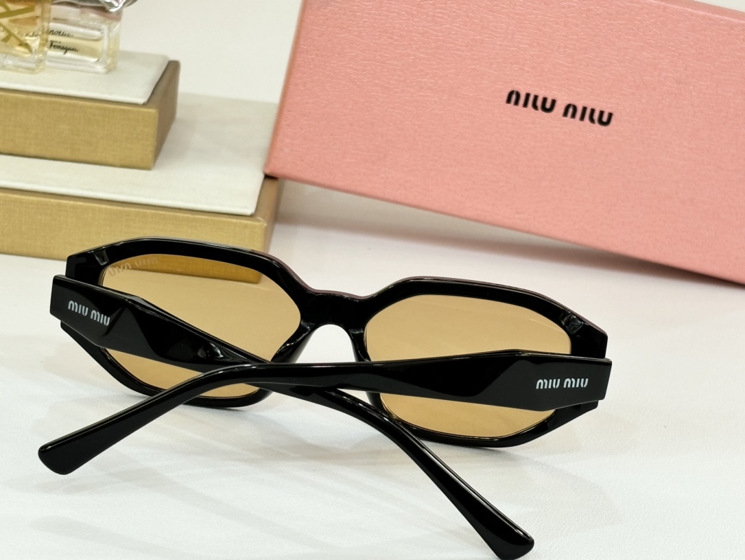 MIUMIUMod:SMU23WSSize:55口17-150