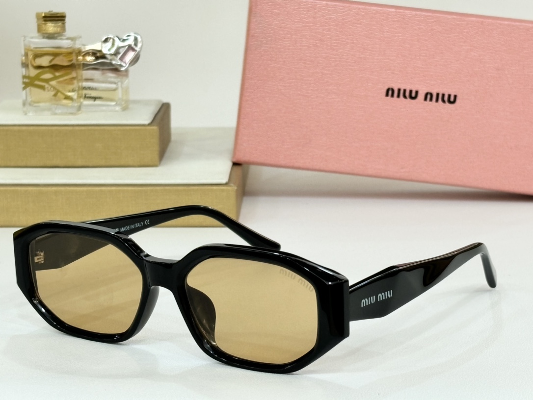 MIUMIUMod:SMU23WSSize:55口17-150