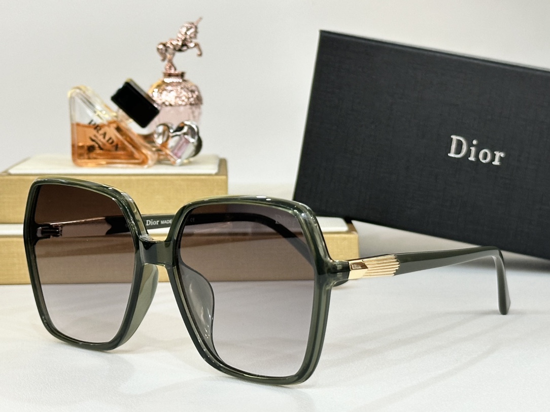 DIORMODEL:CD0244SSIZE58口17-140