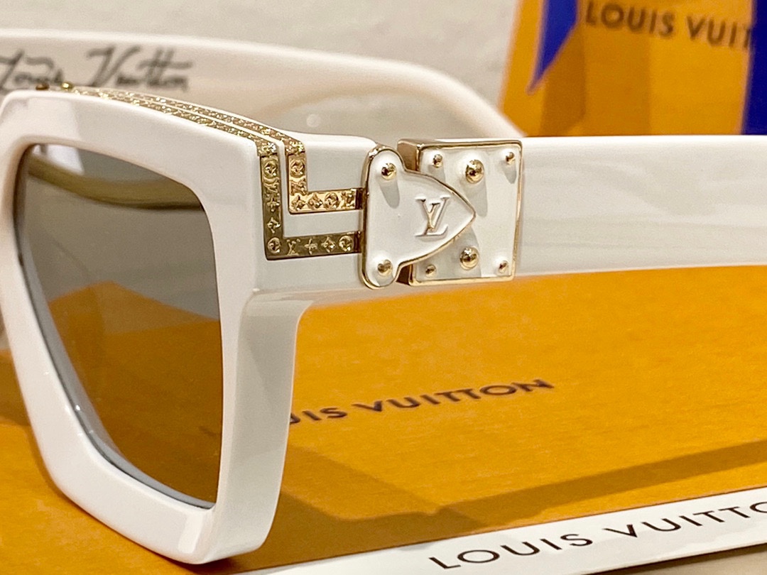  24/25 Add new colors
TOP QUALITY 
LV96006 Millionai