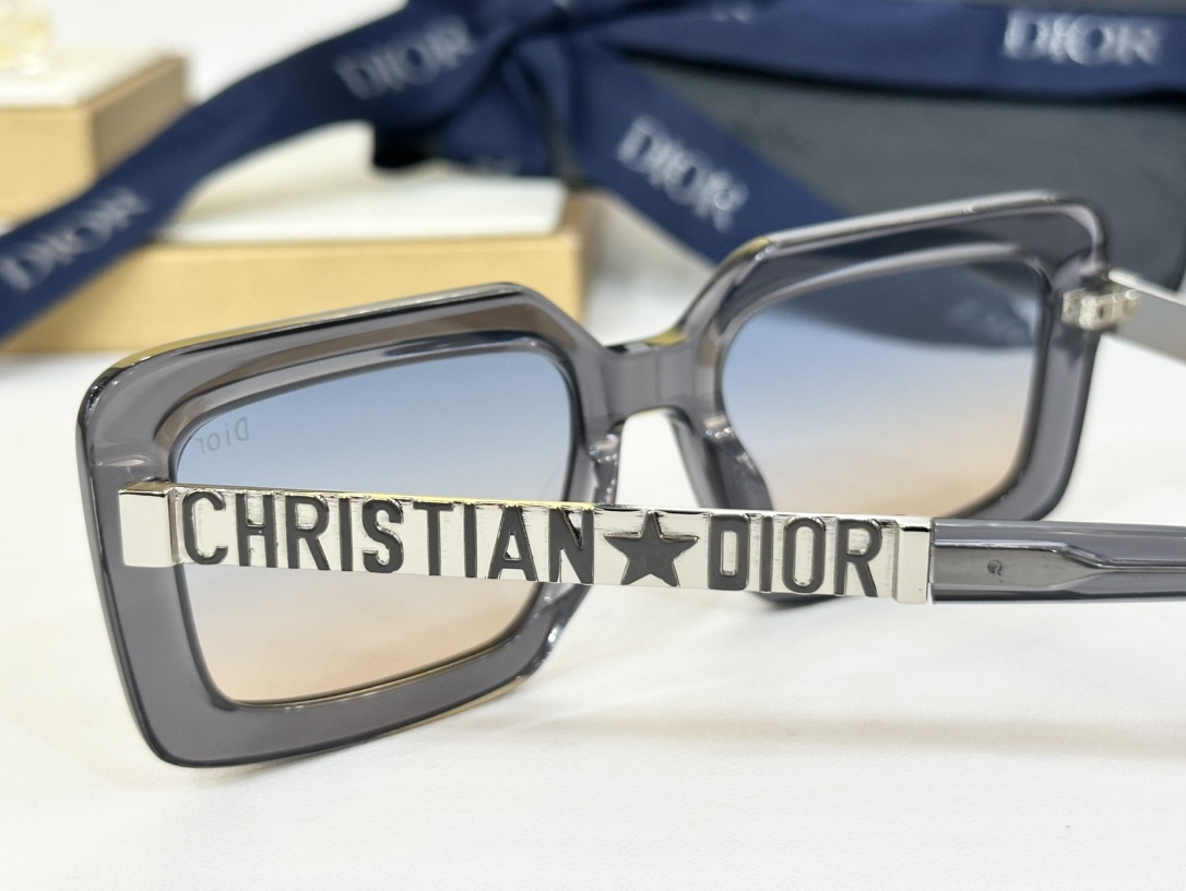 DIOR*MODEL:CD1122SIZE53口19-147