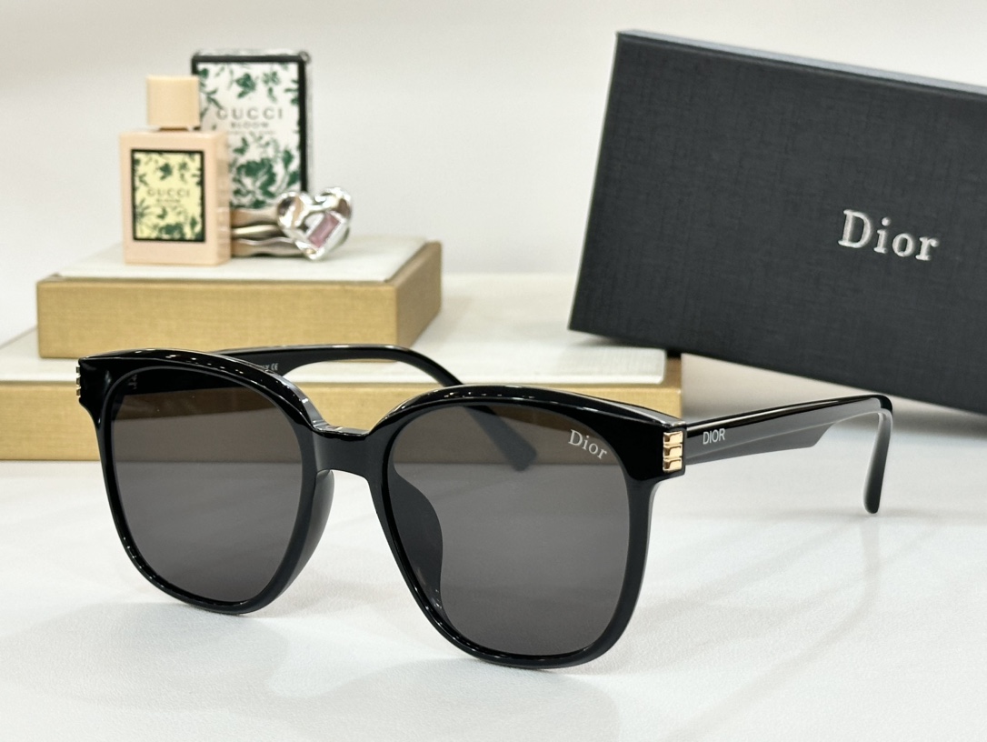 DIOR*CD0245SSize:54口19-150