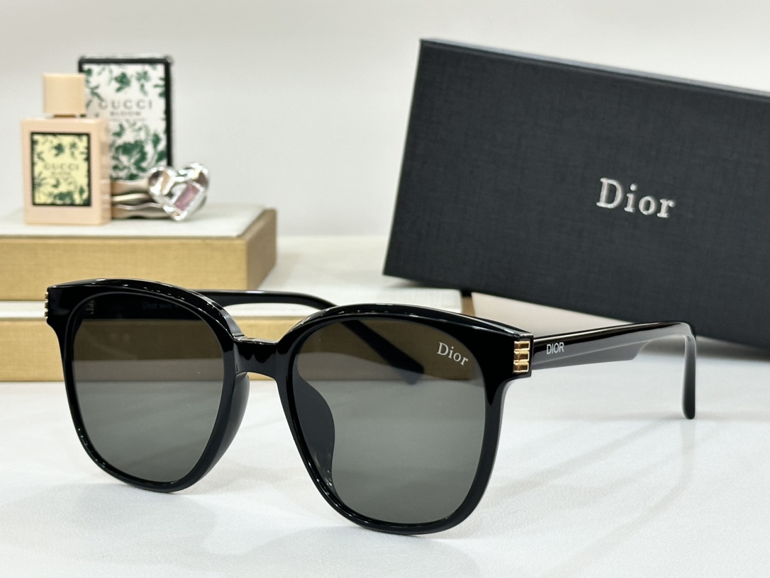 DIOR*CD0245SSize:54口19-150