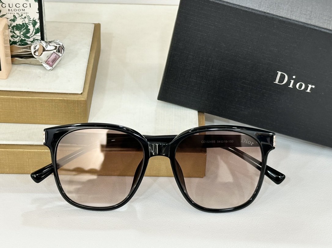 DIOR*CD0245SSize:54口19-150