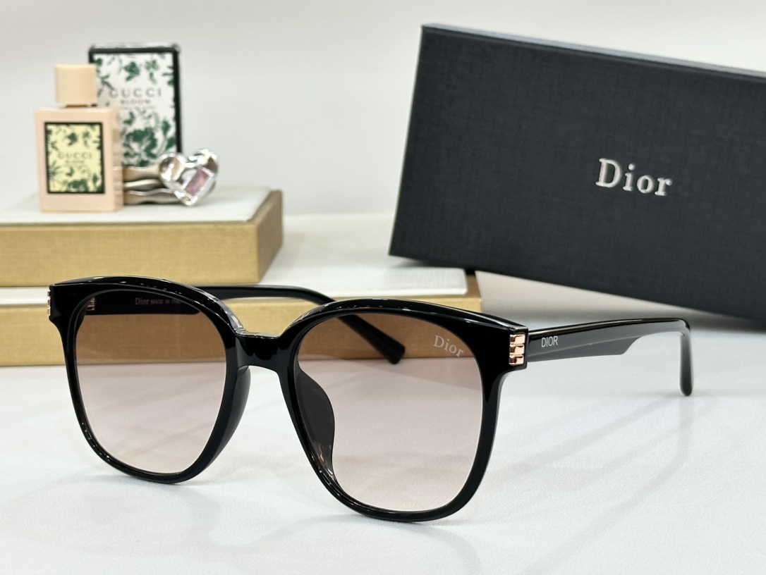 DIOR*CD0245SSize:54口19-150