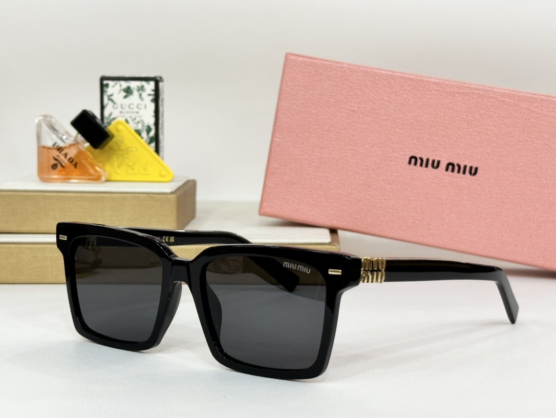 MIUMIUMod:OMU13ZSSize:55口18-145