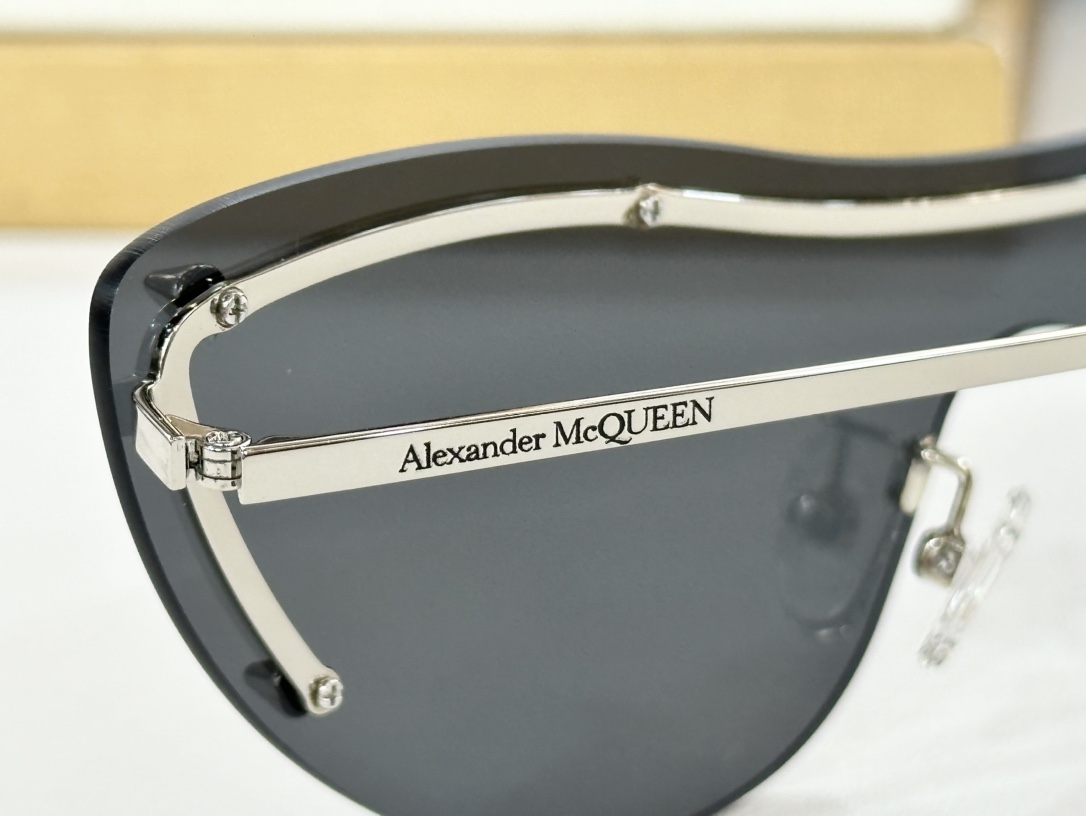 AlexanderMcQUEENMODELAM0412sSIZE99口1-140