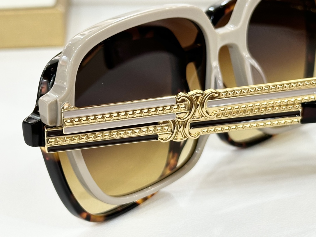  Celine
Mod：CL4011
Size：56-17-145
