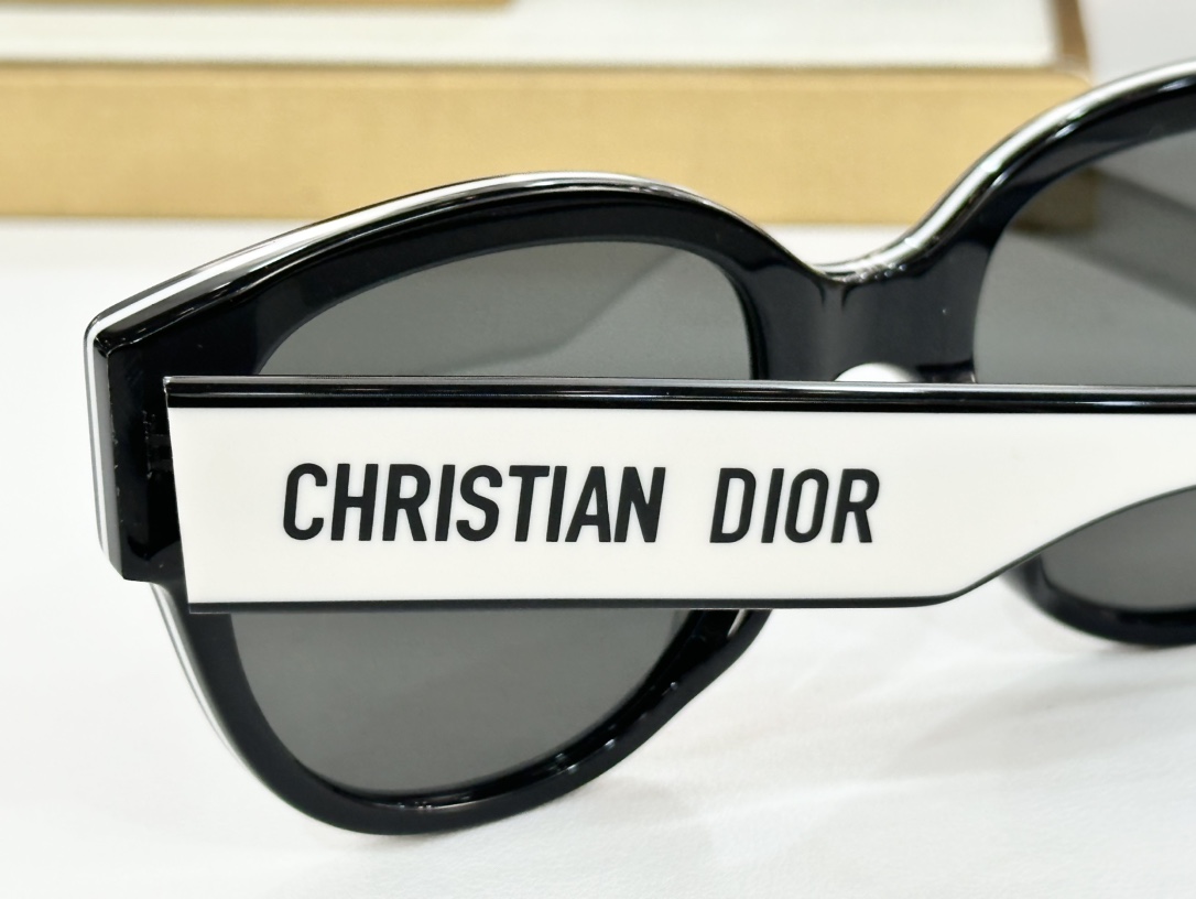 DIO*Model:Dio*PacificB21Size54口20-140