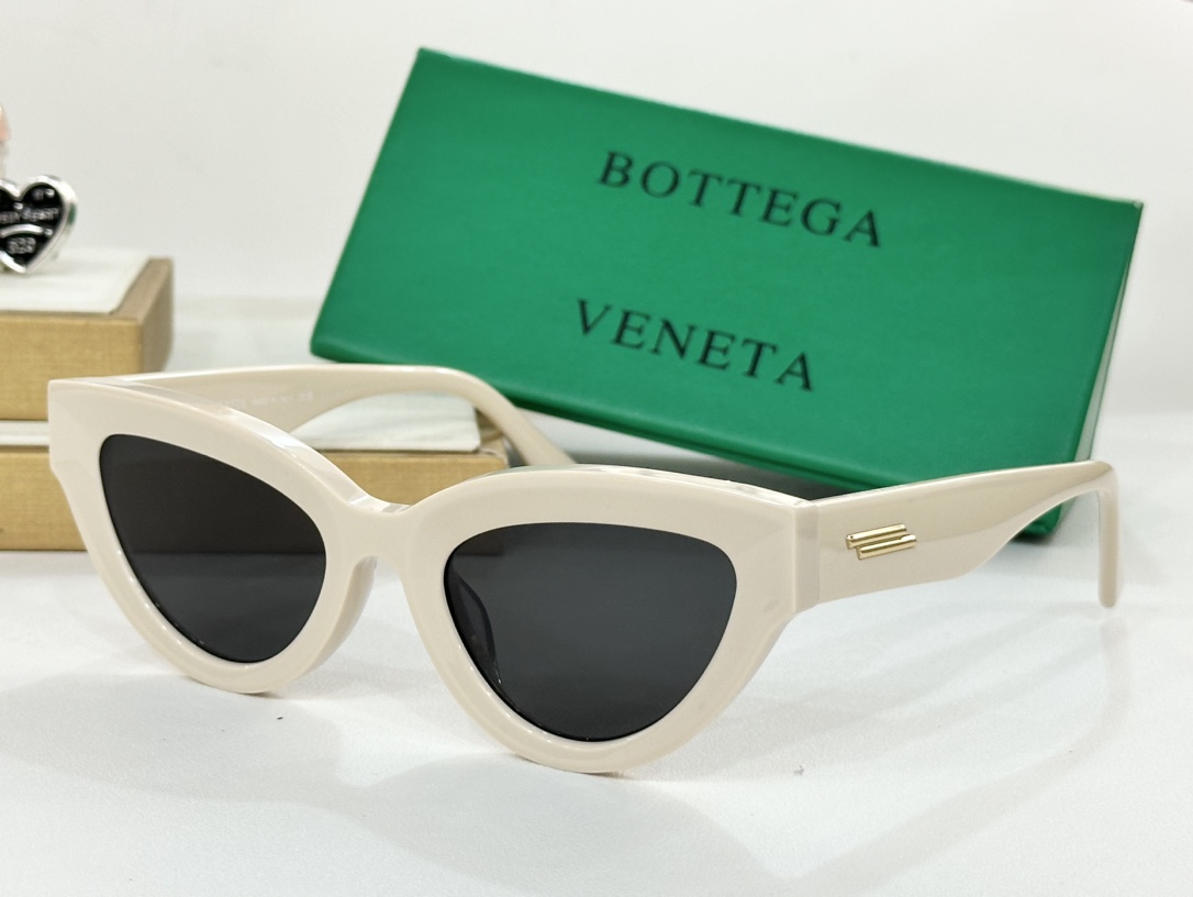 BOTTEGAVENETA葆蝶家新款墨镜MODELBV1249SSIZE53口22-145