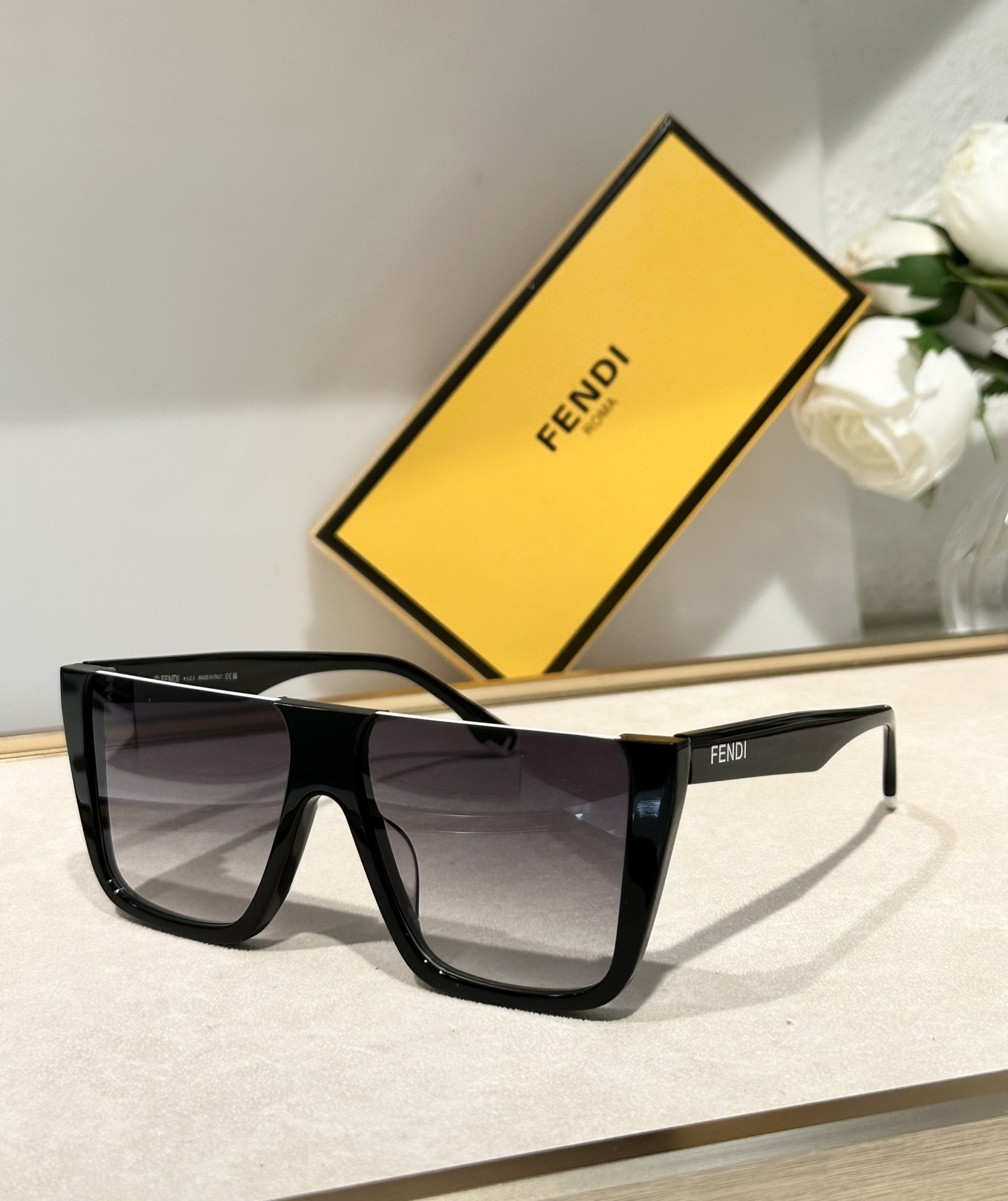 Fendi*FE40136ISize:56-16-145