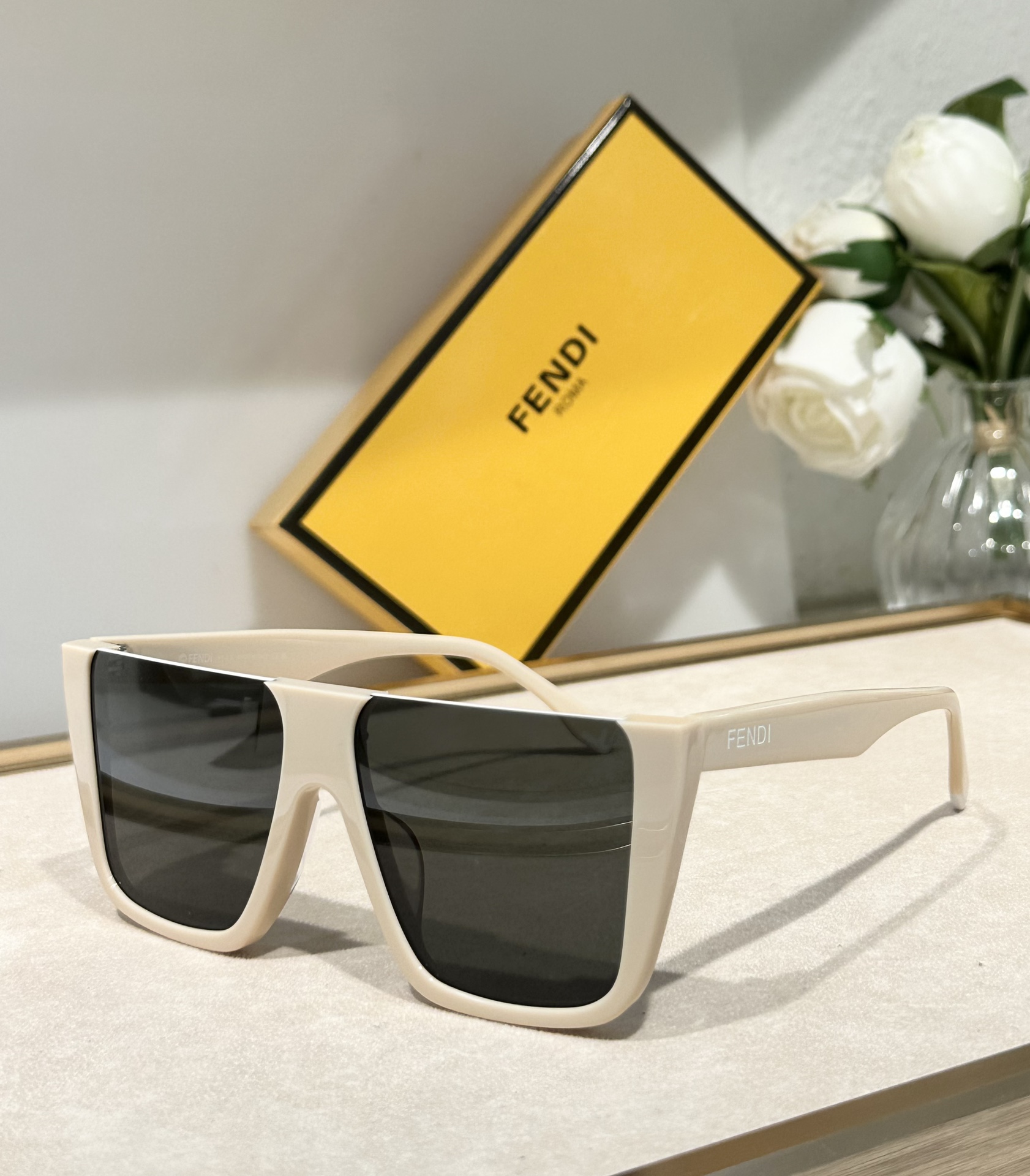 Fendi*FE40136ISize:56-16-145