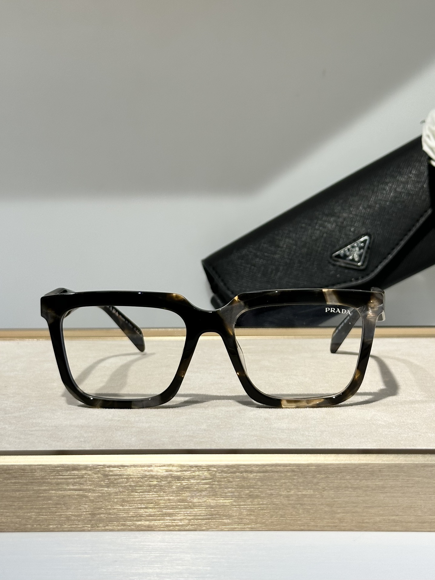 PradaModel:RA19VSize:53口18143
