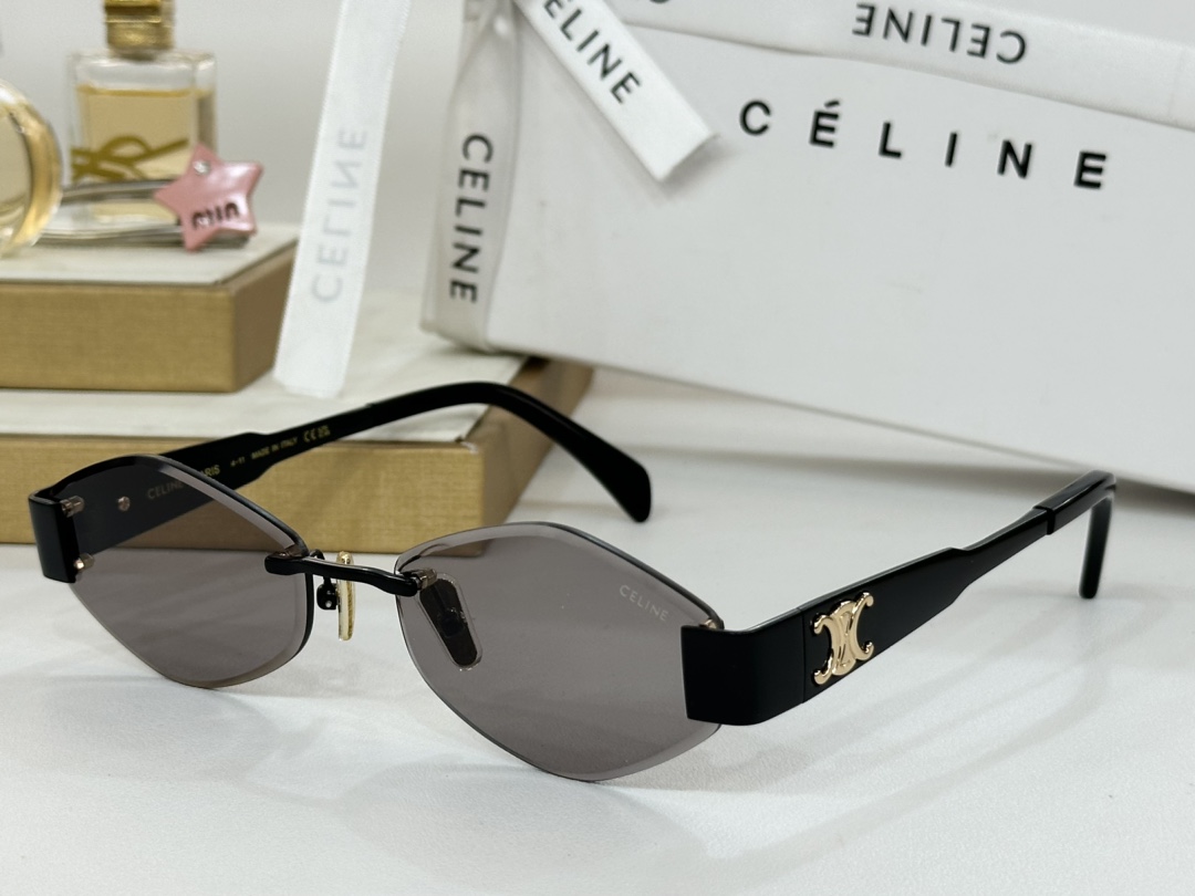 CELINEModelCL42096USIZE56-17-145