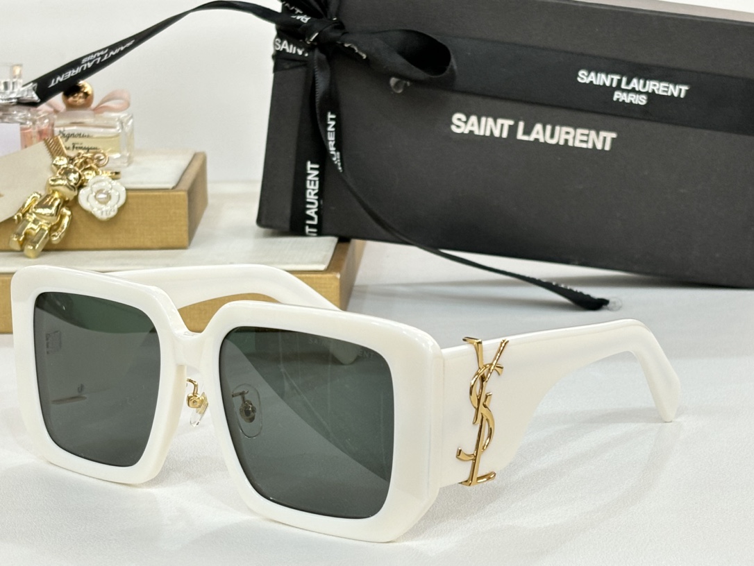 SAINTLAUREN*MODELSLM120SIZE53口19-145