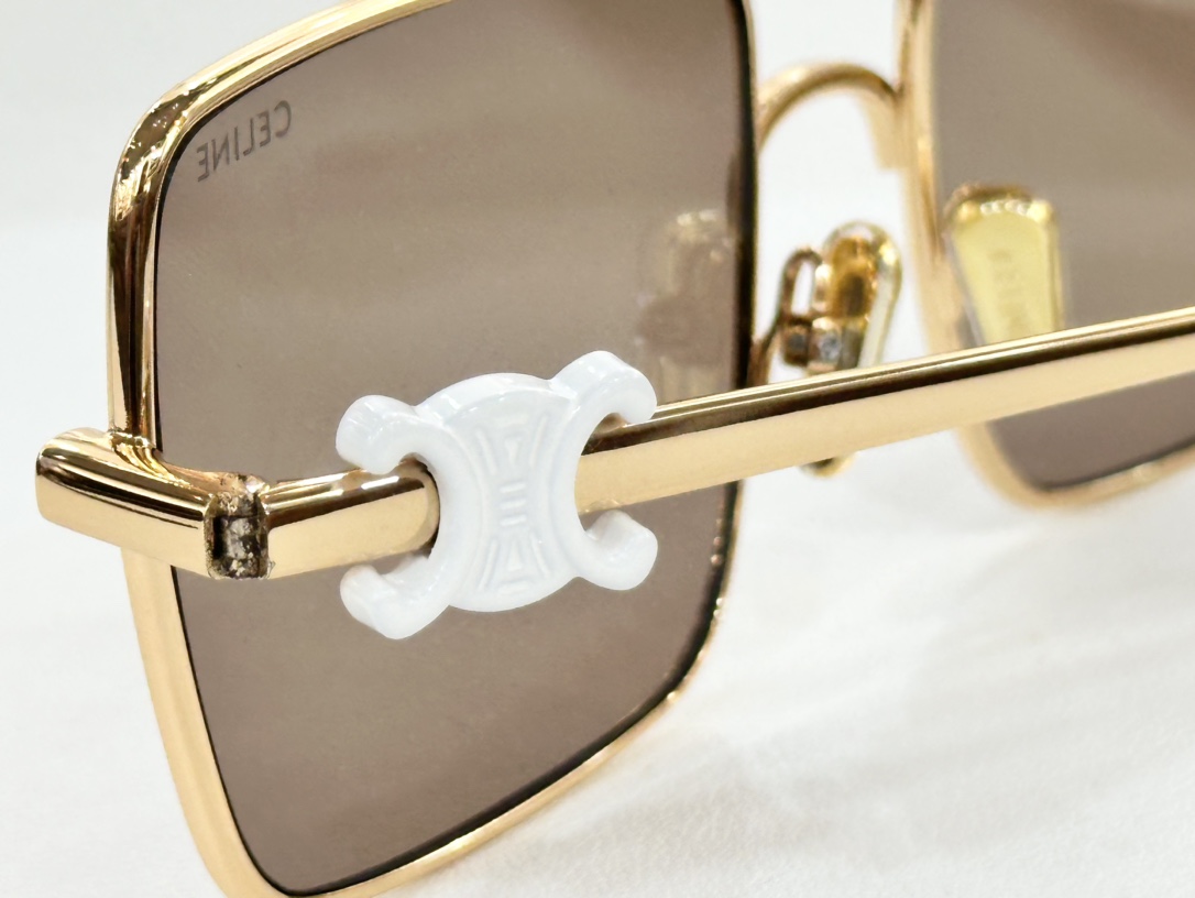  Celin*
Mod：CL42102U
Size：57-17-143
