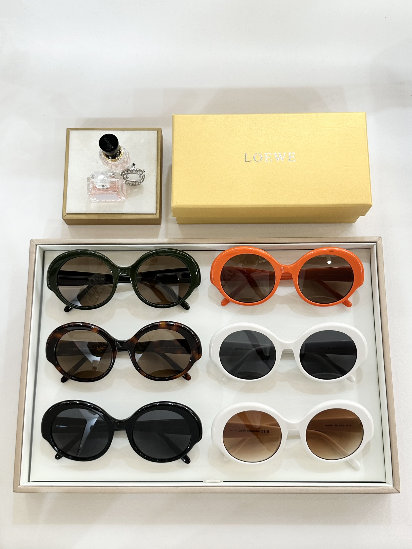 LOEWE edición superior MODELO: LW40135I TALLA: 52口22-140 🉐150