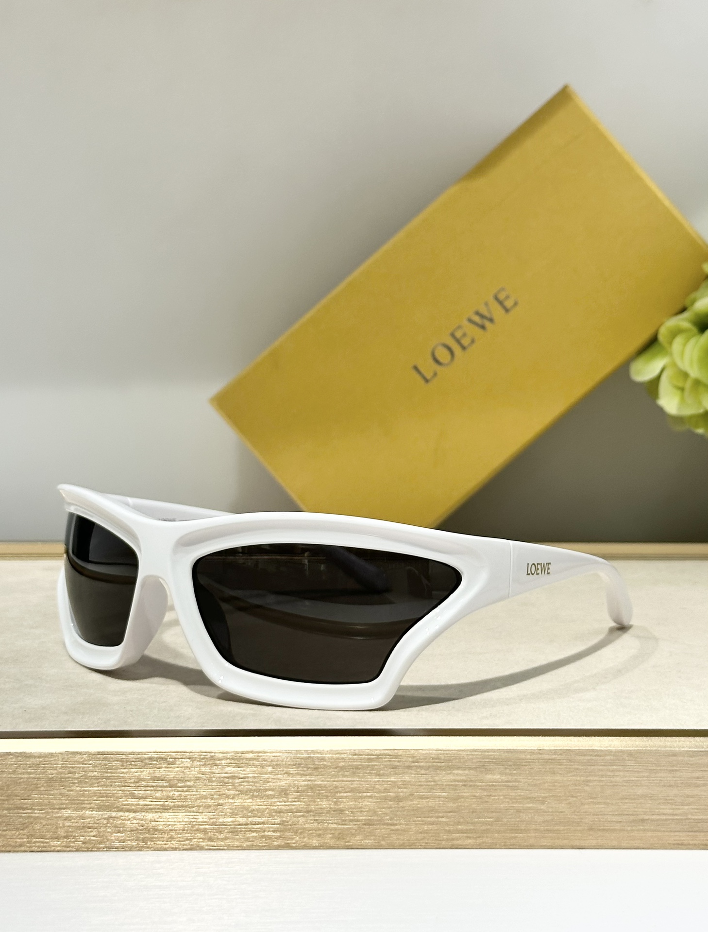 Loew*ModLW40143Size70-17-115