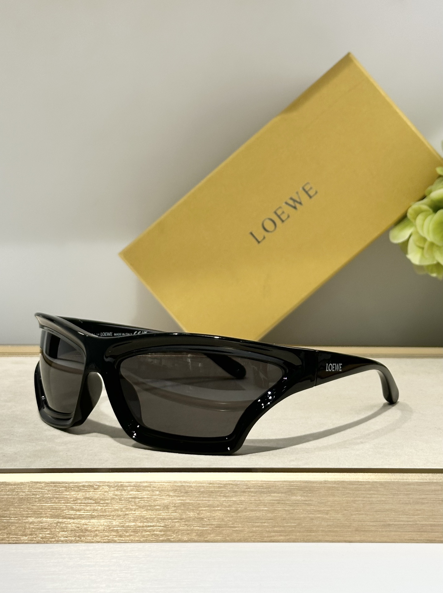 Loew*ModLW40143Size70-17-115