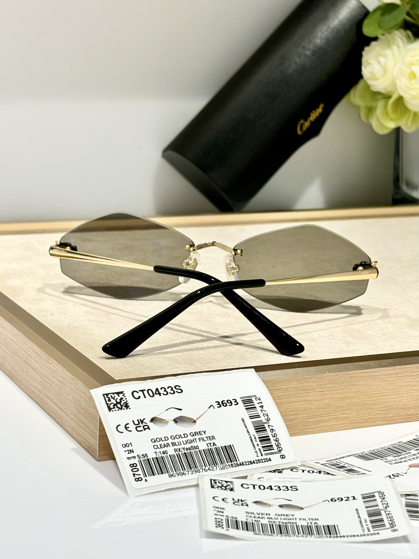  Zeiss lenses
 Cartier
Mod：CT0433S
Size：55-22-140

