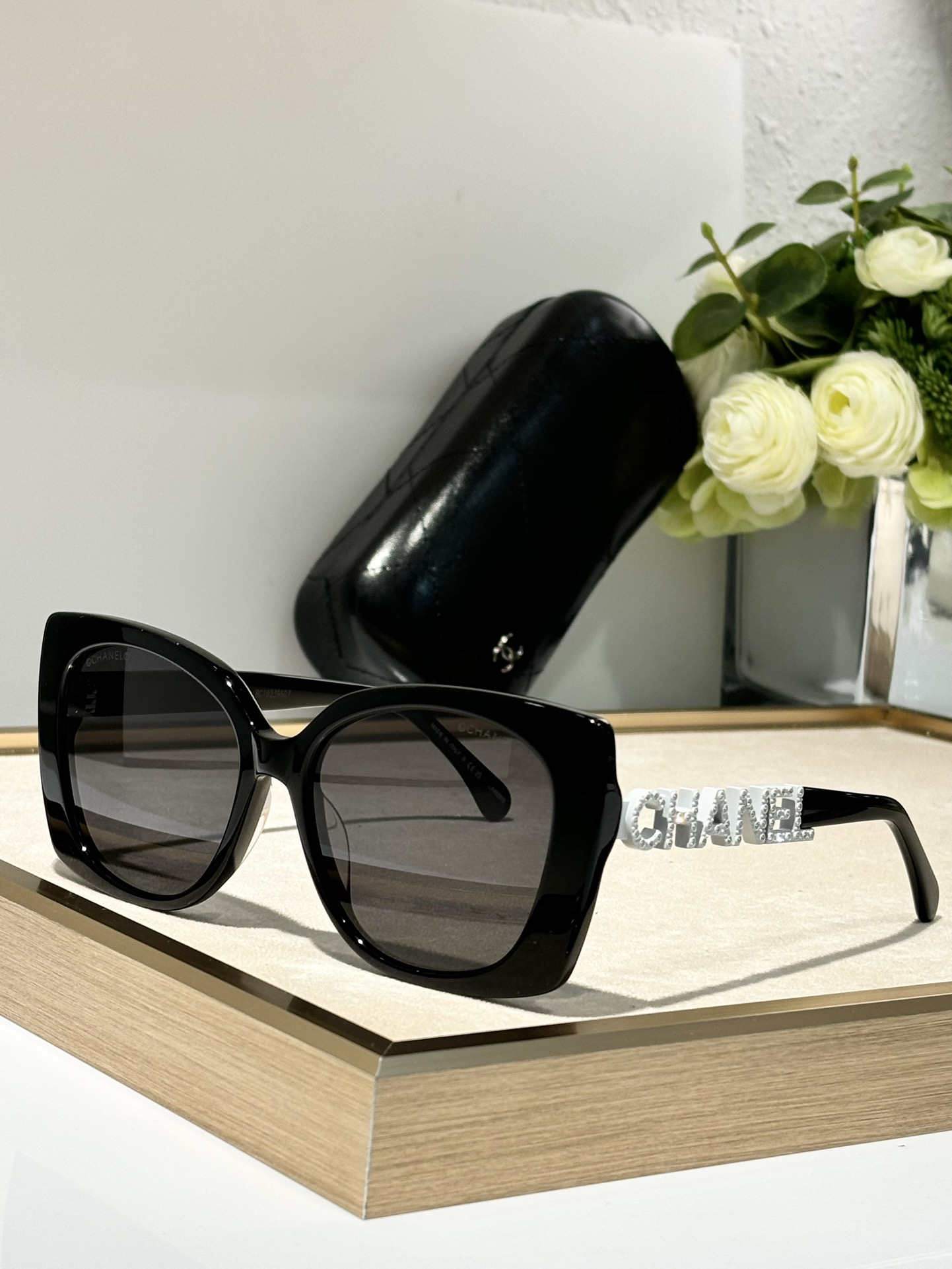  Chanel
Mod：5422B
Size：55-20-145
色号：1026/S4
经典款太火啦

