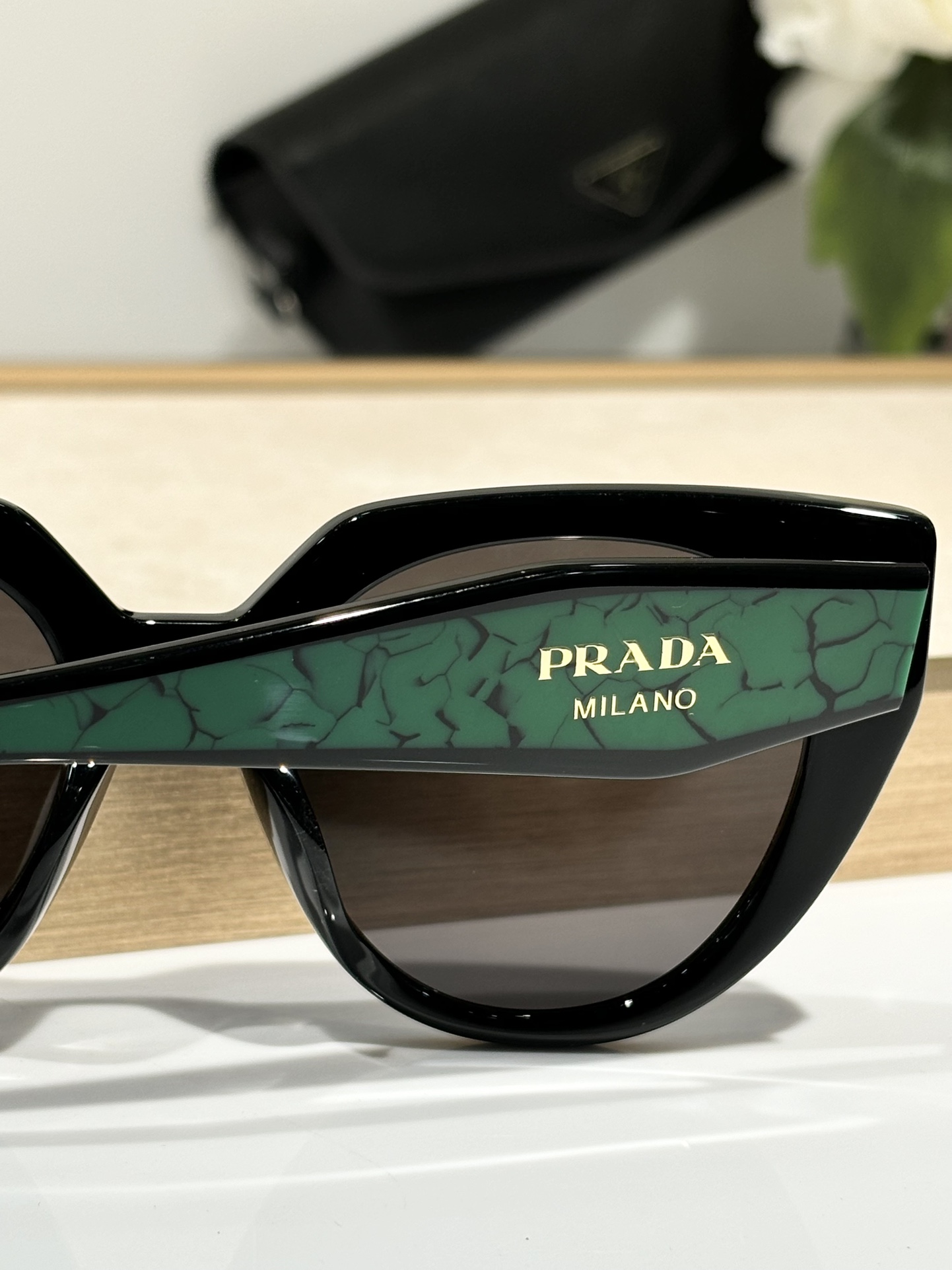  翡翠绿
PRAD*
ModPR14WS
SIZE52口20-140
