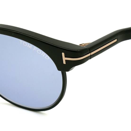  TOMFORD*
ModTF1120
Mod48-21-145
