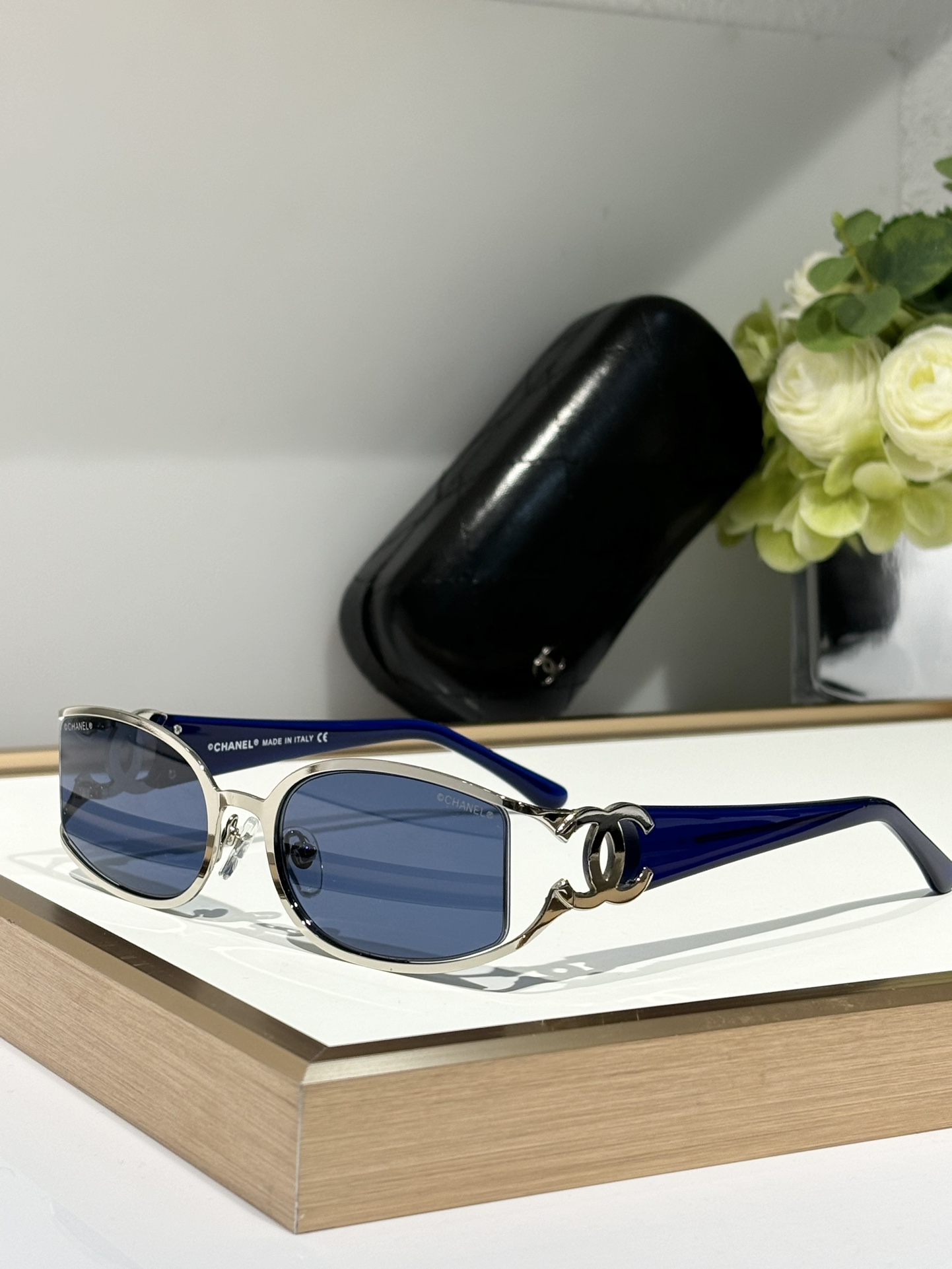  Chane*
方形镜片
Mod：ch4024
Size：55-19-130
