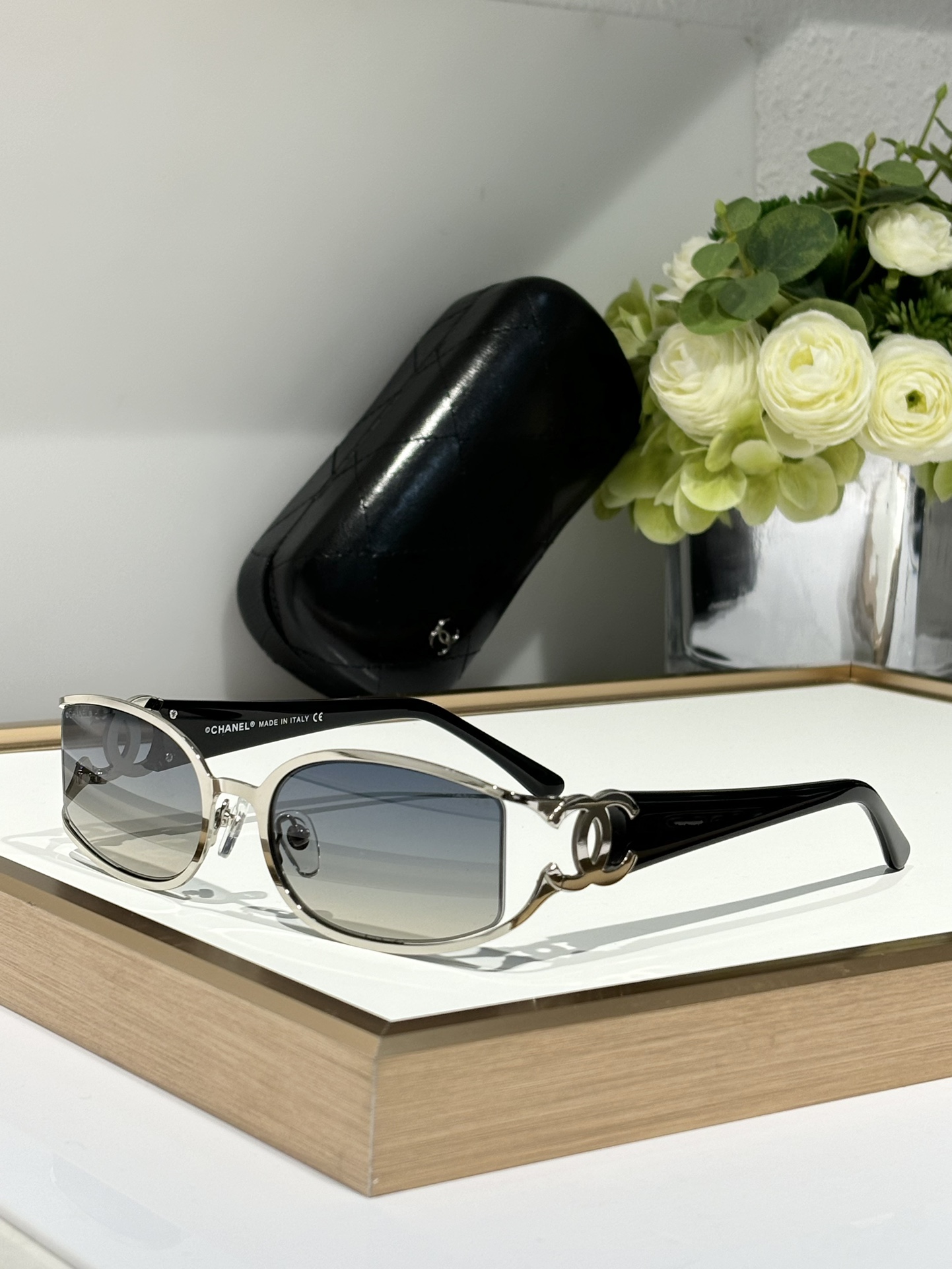  Chane*
方形镜片
Mod：ch4024
Size：55-19-130
