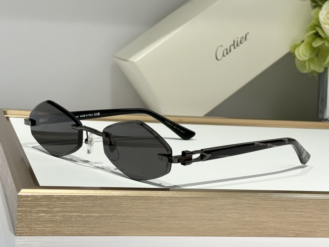 Cartie* Mod：CT0901S Size：59-21-145 细节 一分钱一分货 1v1 