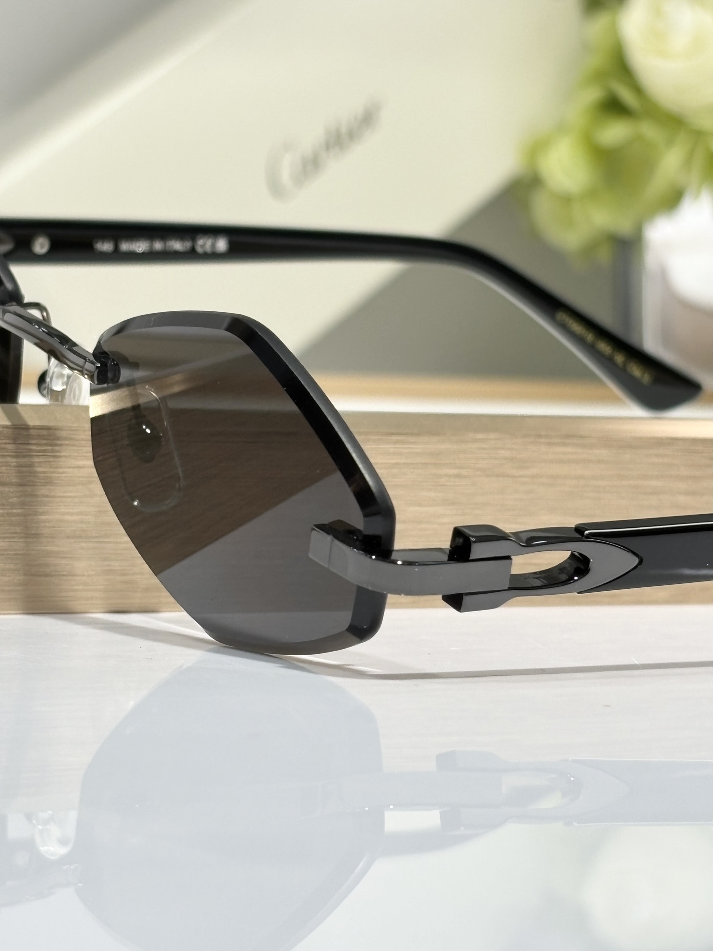 Cartie* Mod：CT0901S Size：59-21-145 细节 一分钱一分货 1v1 