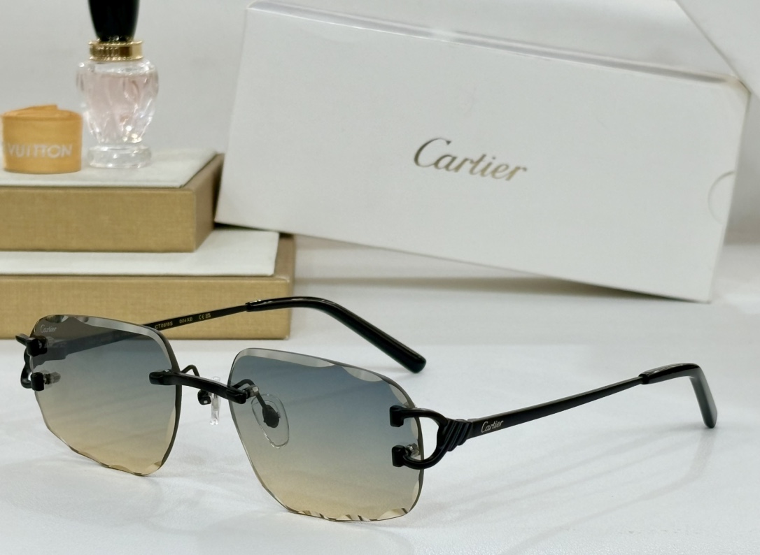 Cartier AAAAA
 Sonnenbrille