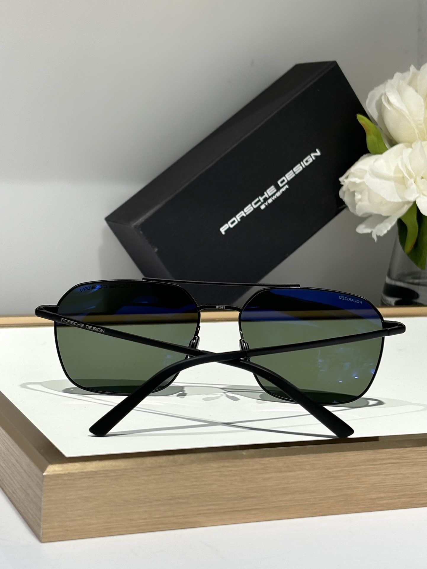  Porsch design
Titanium 钛
顶配
Model：
Size：61口17-148
