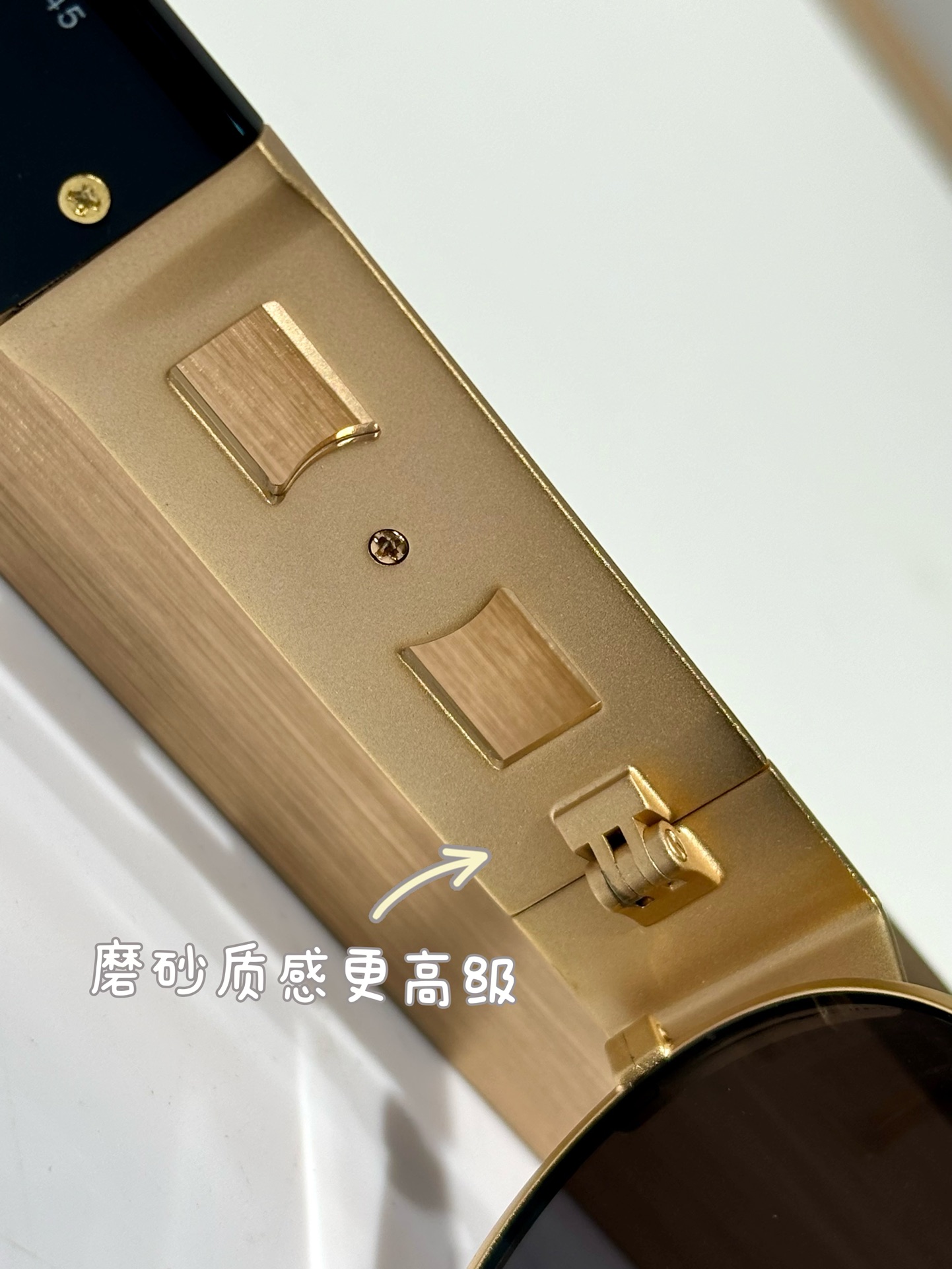  Versace
VE2264
9张图细节码住
磨砂质感
立体美杜莎女王
ins 爆款

