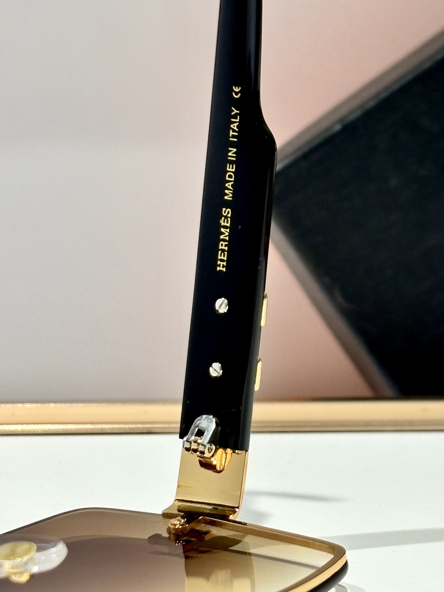  HERMES 
New design 
MOD：HS1908
size：62-18-140
