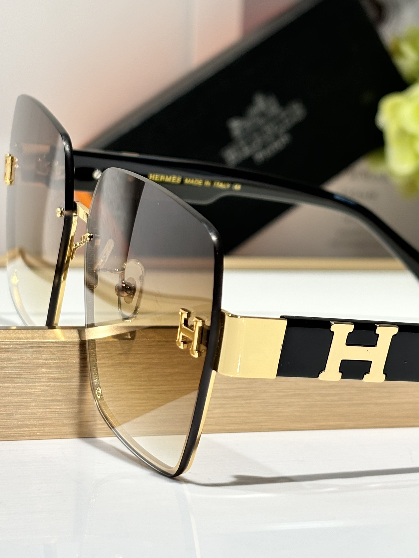  HERMES 
New design 
MOD：HS1908
size：62-18-140
