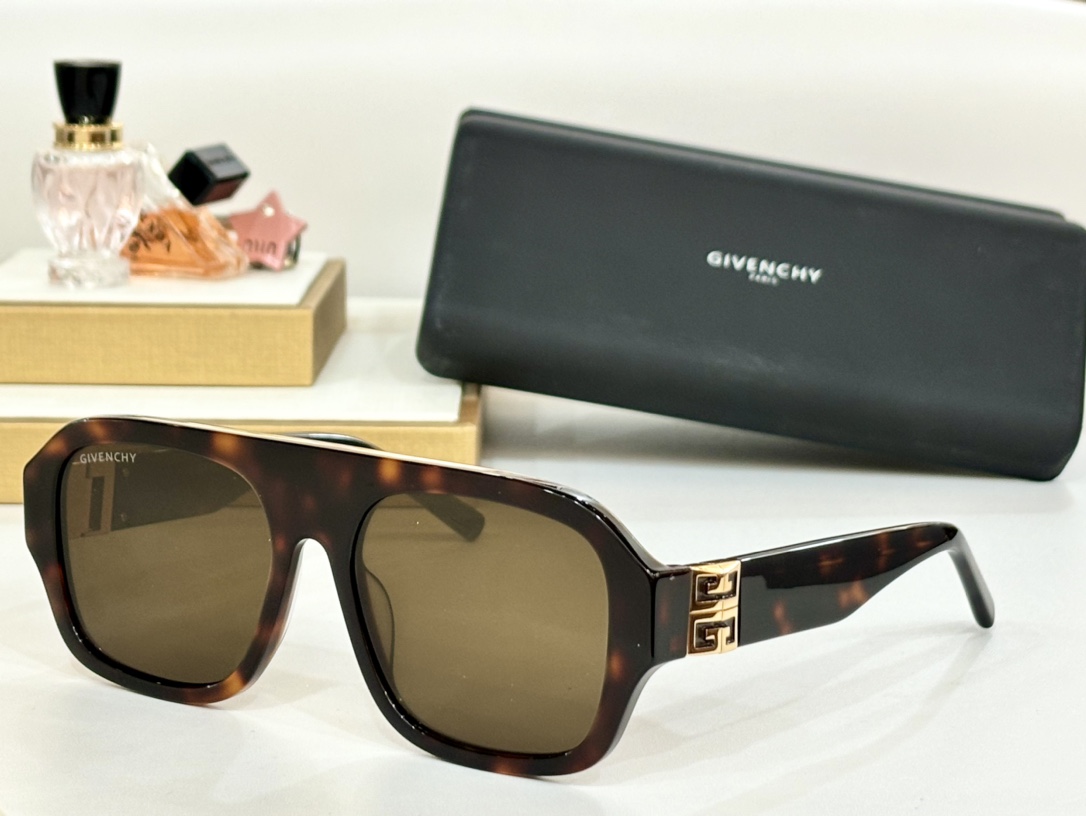 GIVENCHY*Mod:GV40007USize:57-18-135