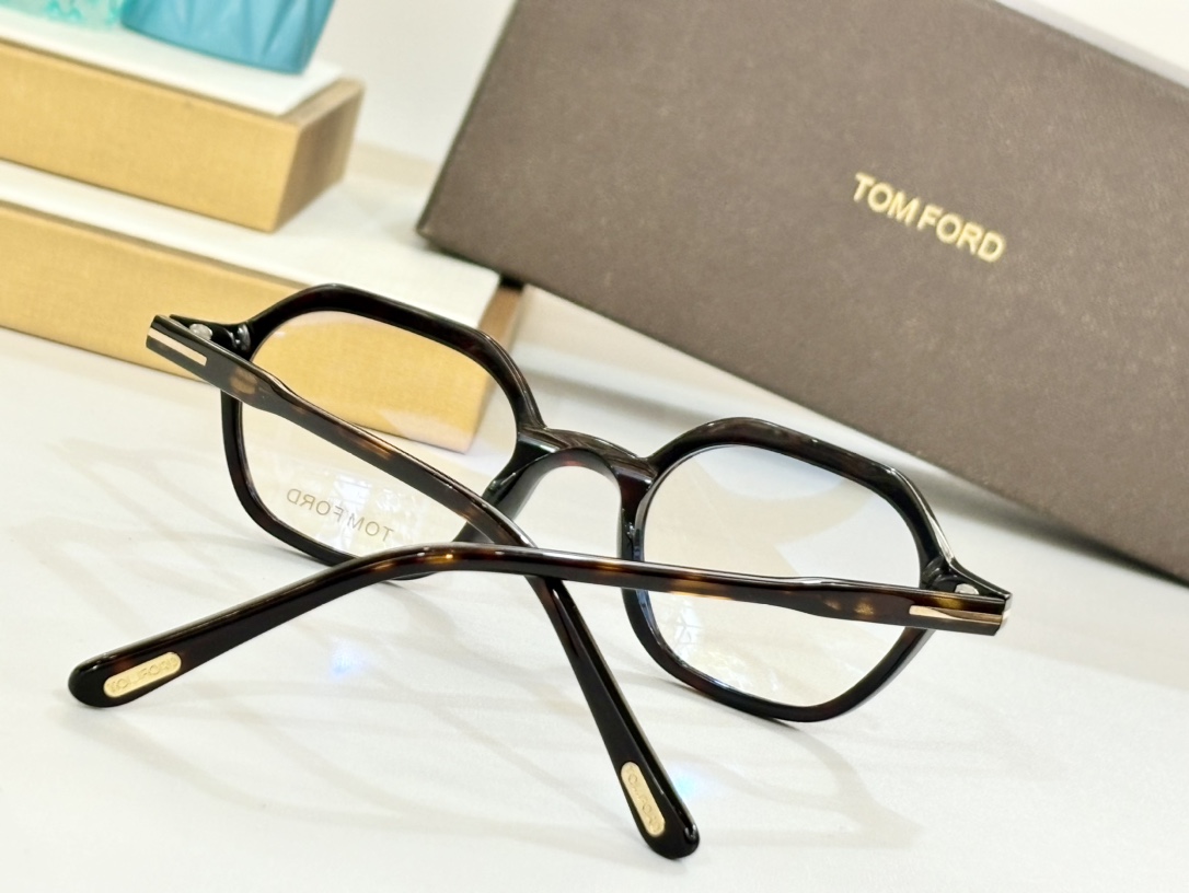 TomFor*ModelFT5902-BSize:54-17-145