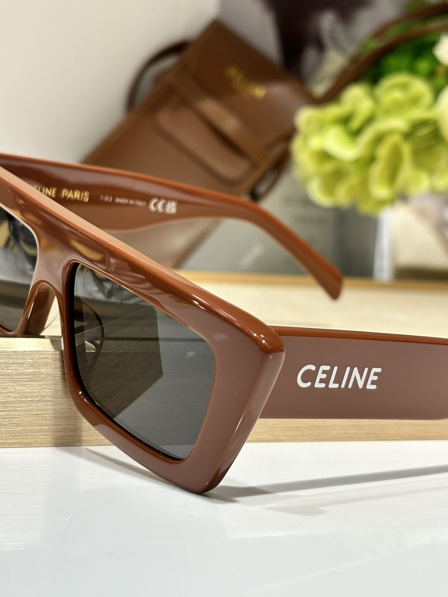 慵懒周末出街必备Celine*Mod:CL40214SIZE56口13-145